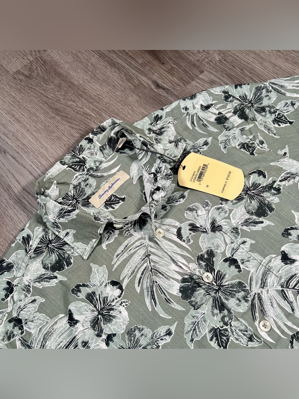 New Tommy Bahama Mens Medium Shirt Iceberg Green Floral Tropical Camp Button Up - Picture 1 of 7